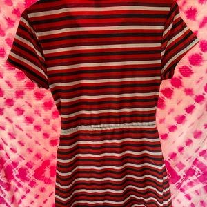Super cute summer dress.